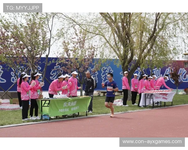 赛场花絮：幕后不为人知的趣味瞬间，比赛花絮怎么写